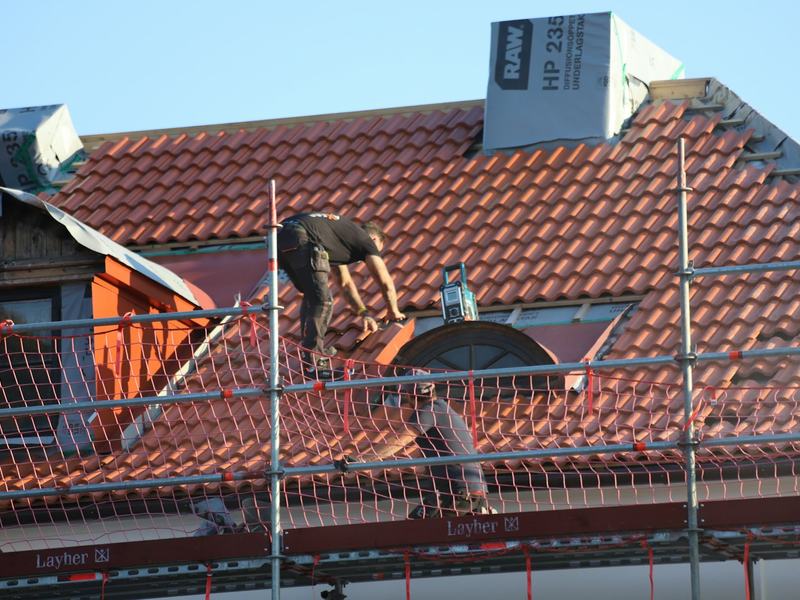 Dakwerk als eigen dienst op de voorbeeldsite.